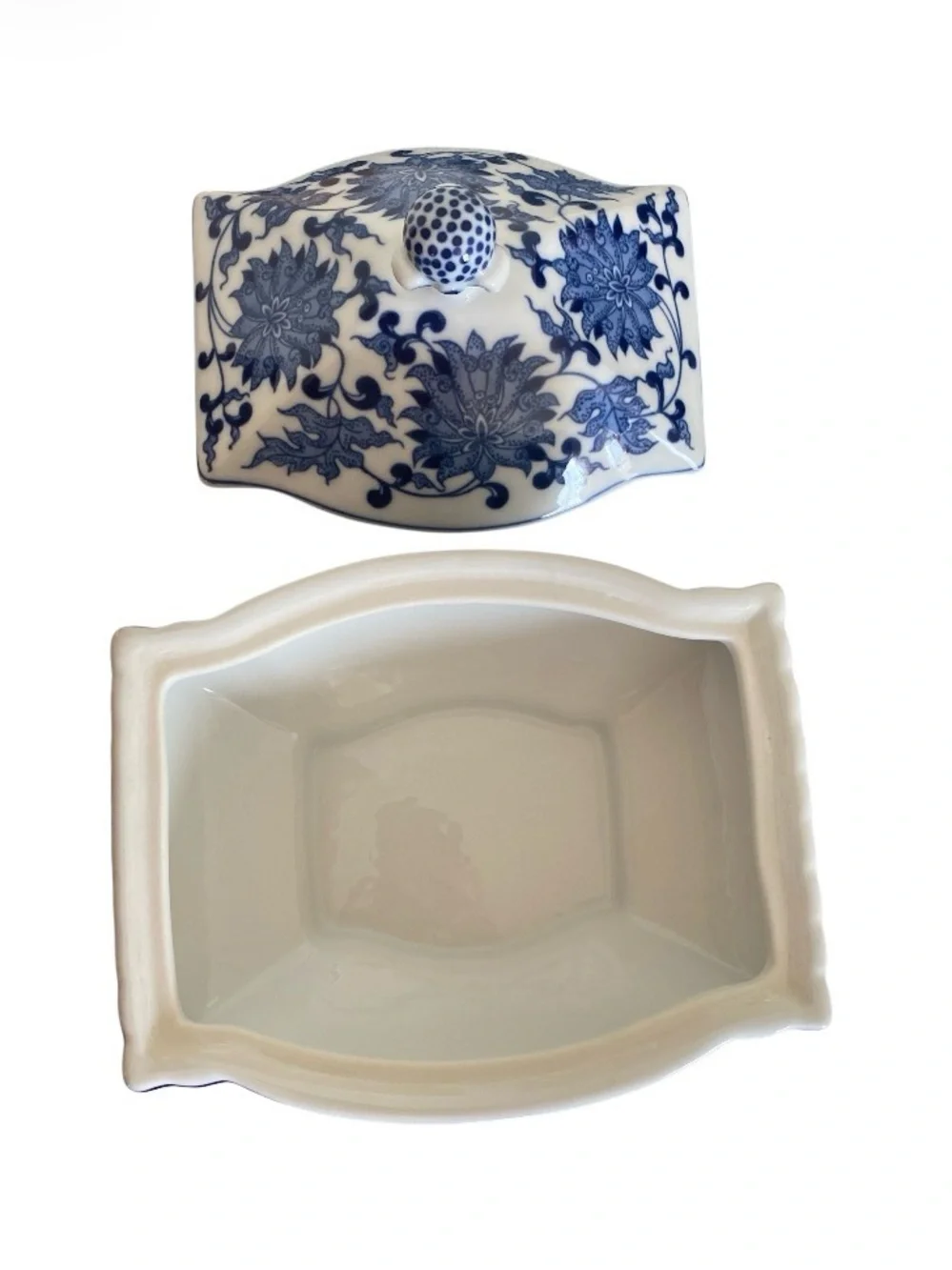 Vtg Bombay Co Blue And White Porcelain Covered Dish Chinoiserie Floral Design
